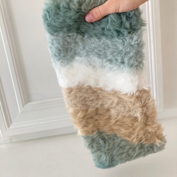 NWT Anthropologie Tie Dye Faux Fur Collar Scarf - Picture 8 of 8